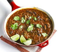 Healthy chilli recipe - BBC Good Food image