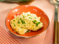 The Creamiest, Butteriest, Tastiest Mashed Potatoes Eve… image