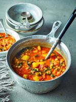 Easy Vegetarian Soup Recipes - olivemagazine image