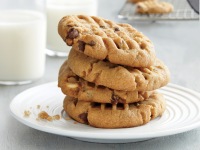 Gluten-Free Peanut Butter Chocolate Chip Cookies Recip… image