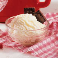 Creamy Vanilla Ice Cream Recipe: How to Make It image