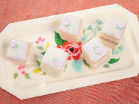 HOW TO MAKE PETIT FOURS ICING RECIPES