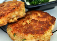 WHAT TO EAT CRAB CAKES WITH RECIPES