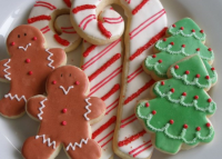 CHRISTMAS DECORATED CAKES RECIPES