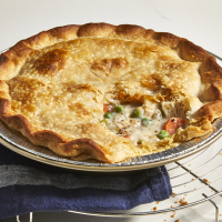 CHICKEN POT PIE WITH HOMEMADE BISCUITS RECIPES