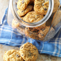 PEANUT BUTTER CHOCOLATE CHIP OATMEAL COOKIES RECIPES