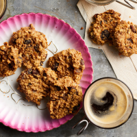 No-Sugar-Added Vegan Oatmeal Cookies Recipe | Eati… image
