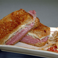REUBEN SANDWICH WITH CANNED CORNED BEEF RECIPES