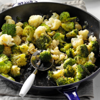 Broccoli Cauliflower Combo Recipe: How to Make It image