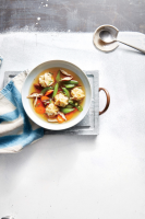 Chicken Wonton Soup Recipe | MyRecipes image
