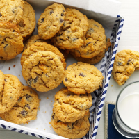 Oat-Rageous Chocolate Chip Cookies Recipe: How to Make It image