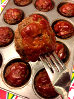 Meatloaf In A Muffin Tin – Individual Mini Meatloaves Reci… image