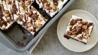 CHOCOLATE CAKE WITH SNICKERS RECIPES