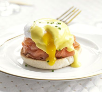 Eggs benedict with smoked salmon & chives recipe | BBC ... image