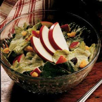 Quick Apple Lettuce Salad Recipe: How to Make It image