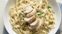 HOW TO MAKE CHICKEN WITH ALFREDO SAUCE RECIPES