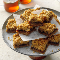 Oatmeal Date Bars Recipe: How to Make It image