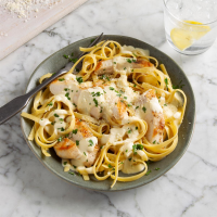 Easy Chicken Alfredo Recipe: How to Make It - Taste of Home image