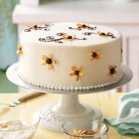 ALMOND CAKE WITH BUTTERCREAM FROSTING RECIPES