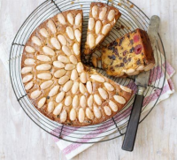 CAKE WITH DRIED CHERRIES RECIPES