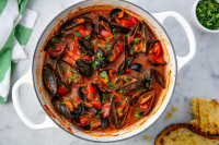 Best Steamed Mussels in White Wine Recipe - How to Cook Mu… image