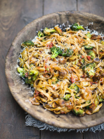 Sausage pasta | Jamie Oliver pasta recipes image