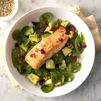 Balsamic-Salmon Spinach Salad Recipe: How to Make It image