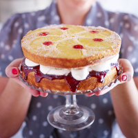 Lemon Cream Cupcakes Recipe: How to Make It image