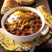 Slow-Cooked Chunky Chili Recipe: How to Make It image
