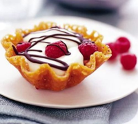 Five-ingredient dessert recipes - BBC Good Food image