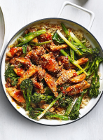 Sticky sriracha chicken rice with charred veg - delicious ... image