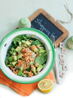Chilli salmon and rice salad - Healthy Food Guide image
