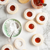 Jammy Dodgers Recipe: How to Make It - Taste of Home image