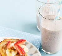Two-minute breakfast smoothie recipe | BBC Good Food image