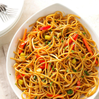 Thai Pasta with Spicy Peanut Sauce Recipe: How to Make It image