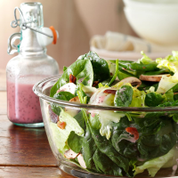 Spinach Salad with Poppy Seed Dressing Recipe: How to Make It image