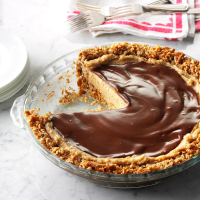 Easy Peanut Butter & Pretzel Pie Recipe: How to Make It image