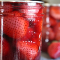 Canning Strawberries - Practical Self Reliance image
