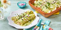 Best Enchiladas Verdes Recipe - How to Make Enchiladas Verdes image