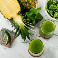 Spicy Pineapple Green Juice | Goodnature image